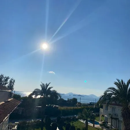 Seaside Residence, Hancer, Denize Sifir 4 Yatak Odali, 8 Kisilik ,ortak Havuzlu Villa, Vila