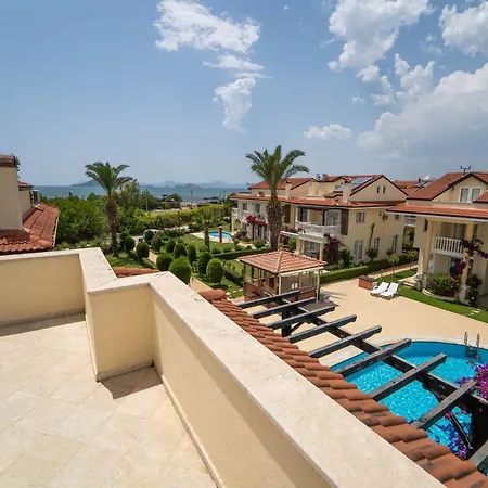 Seaside Residence, Hancer, Denize Sifir 4 Yatak Odali, 8 Kisilik ,ortak Havuzlu Villa, Vila Fethiye