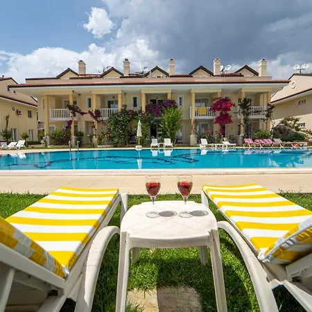 Seaside Residence, Hancer, Denize Sifir 4 Yatak Odali, 8 Kisilik ,ortak Havuzlu Villa, فتحية